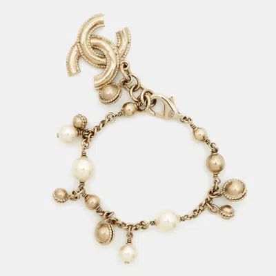 Pre-owned Chanel Cc Faux Pearl Gold Tone Ankle Bracelet