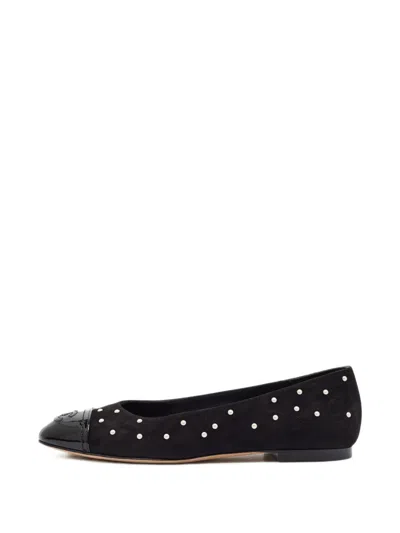 Pre-owned Chanel Cc Faux Pearl-studded Ballet Flats In Black