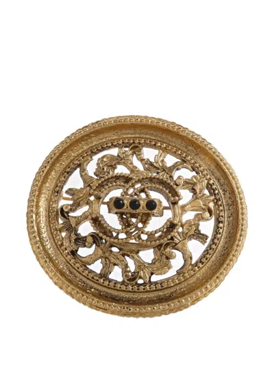 Pre-owned Chanel Cc Filigree Brooch In Gold