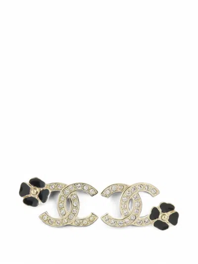 Pre-owned Chanel Cc Flower Earrings In Gold