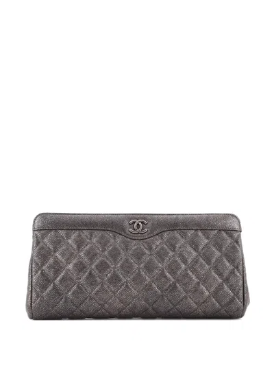 Pre-owned Chanel Cc Frame Quilted Caviar Large Clutch Bag In Silver
