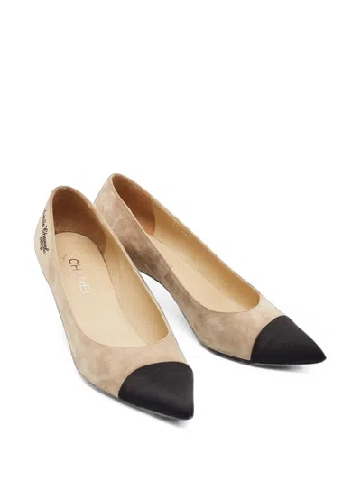 Pre-owned Chanel Cc Gabrielle Suede Pumps In Neutrals