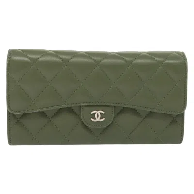 Pre-owned Chanel Cc Gusset Classic Flap Wallet Quilted Lambskin Leather Wallets Accessory () In Green