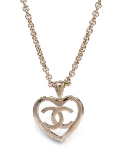 Pre-owned Chanel Cc Heart Necklace In Gold