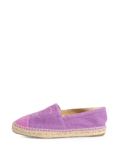 Pre-owned Chanel Cc Interlocking Espadrilles In Purple