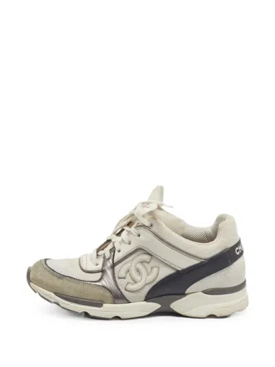 Pre-owned Chanel Cc Interlocking Logo Sneakers In Neutrals