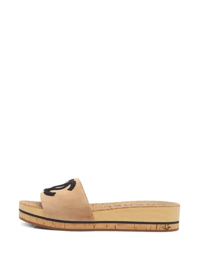 Pre-owned Chanel Cc Interlocking Sandals In Neutrals