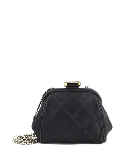 Pre-owned Chanel Cc Kisslock Double Stitched Clutch On Chain Quilted Calfskin Mini Crossbody Bag In Black