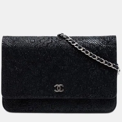 Pre-owned Chanel Cc Lace Overlay Goatskin Wallet On Chain Crossbody Bag In Black
