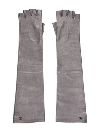 Pre-owned Chanel Cc Lambskin Fingerless Gloves