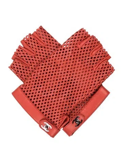 Pre-owned Chanel Cc Lasercut Fingerless Gloves In Pink