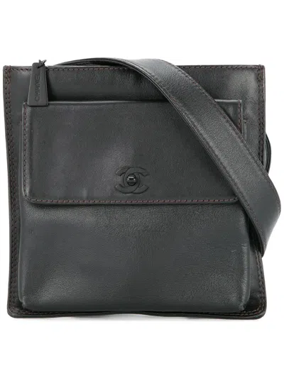 Pre-owned Chanel Cc Logo Belt Bag In Black