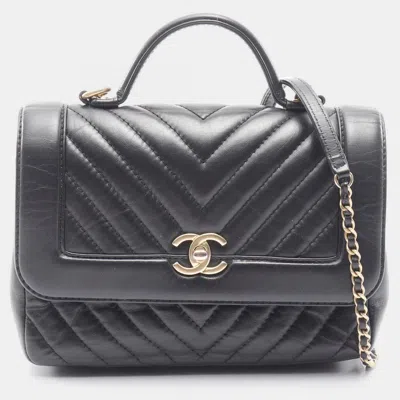 Pre-owned Chanel Cc Logo Calfskin Black Ghw Crossbody Chain Shoulder Bag