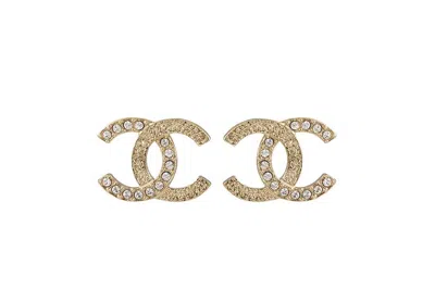 Pre-owned Chanel Cc Logo Earrings Gold (aba227)