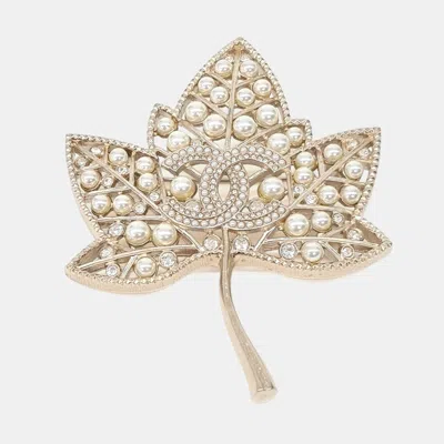 Pre-owned Chanel Cc Logo Gold Metal Crystals Pearls Leaf Brooch