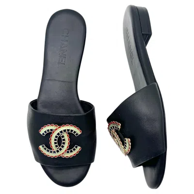 Pre-owned Chanel Cc Logo Lambskin Black Leather Slip On Slides Mules 37.5
