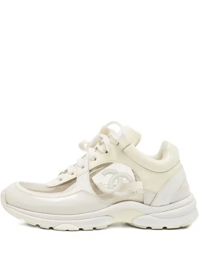 Pre-owned Chanel Cc Logo Leather Sneakers