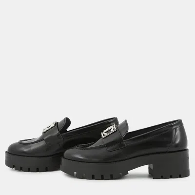 Pre-owned Chanel Cc Logo Loafers Black Leather Size 38