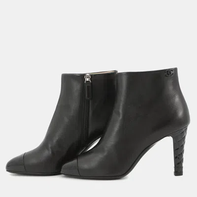 Pre-owned Chanel Cc Logo Short Boots Black Patent Leather Size 37.5c