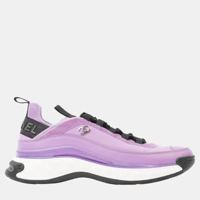 Pre-owned Chanel Cc Logo Trainer Lilac Suede Eu 43 Uk 9 In Purple