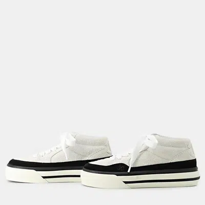 Pre-owned Chanel Cc Logo Sneakers Light Gray/black/white Suede Size 37