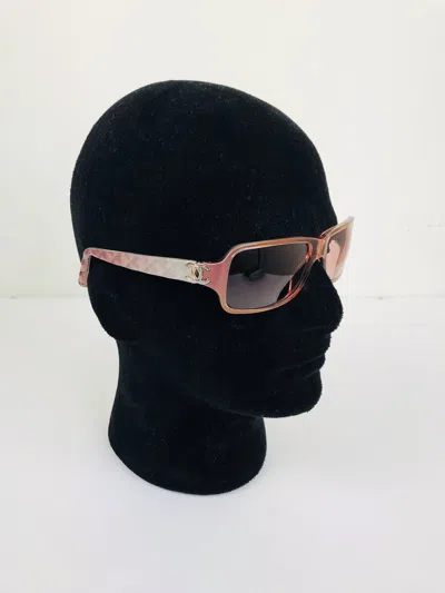 Pre-owned Chanel Cc Logo Sunglasses In Pink