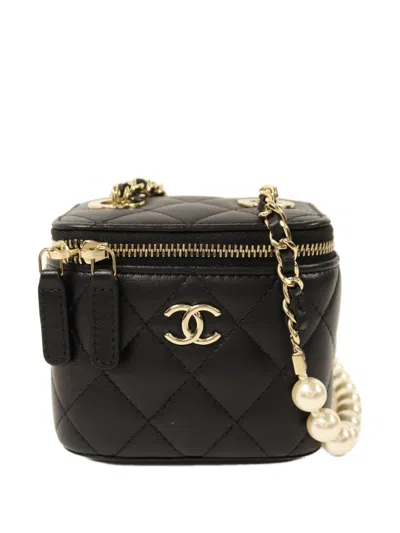 Pre-owned Chanel Cc Mini Pearl Vanity Case In Black