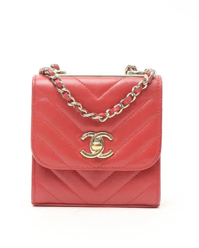 Pre-owned Chanel Cc Mini Trendy Chevron Wallet On Chain Bag In Red