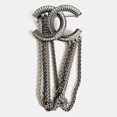 Pre-owned Chanel Cc Multi Chain Silver Crystals Pin Brooch