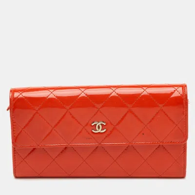 Pre-owned Chanel Cc Orange Quilted Patent Leather Long Flap Wallet