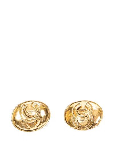 Pre-owned Chanel Cc Oval Earrings In Gold