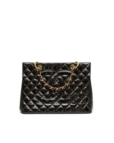 Pre-owned Chanel Cc Patent Chain Tote Bag In Black