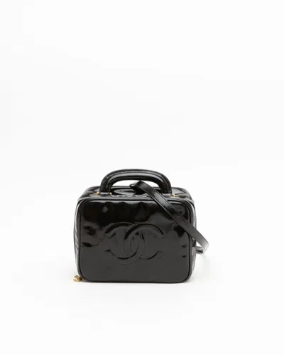 Pre-owned Chanel Cc Patent Vanity Crossbody Bag
