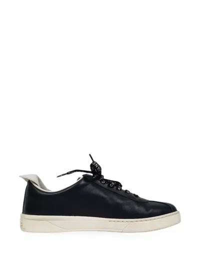 Pre-owned Chanel Cc Pull-tab Sneakers In Black