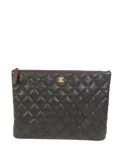 Pre-owned Chanel Cc Quilted Clutch Bag In Black