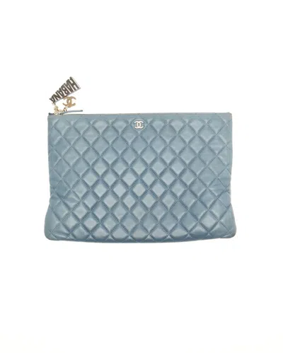 Pre-owned Chanel Cc Quilted Laptop Case, Size 15-inch In Blue