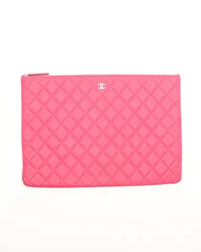 Pre-owned Chanel Cc Quilted Laptop Case, Size 16-inch In Pink