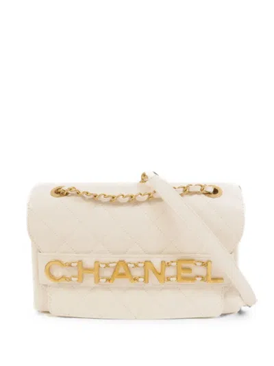 Pre-owned Chanel Cc Quilted Leather Shoulder Bag In White