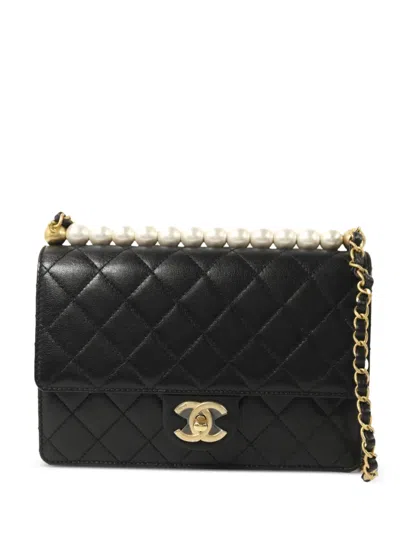 Pre-owned Chanel Cc Quilted Shoulder Bag In Black