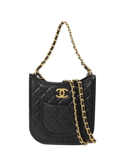 Pre-owned Chanel Cc Quilted Shoulder Bag In Black