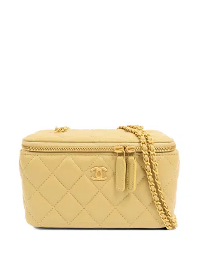 Pre-owned Chanel Cc Quilted Shoulder Bag In Neutral
