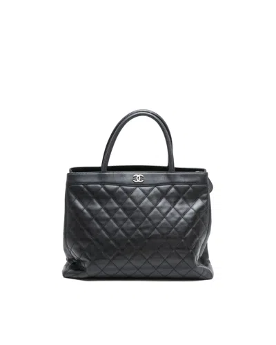 Pre-owned Chanel Cc Quilted Tote Bag In Black