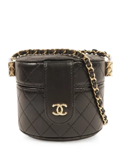 Pre-owned Chanel Cc Quilted Vanity Shoulder Bag In Black