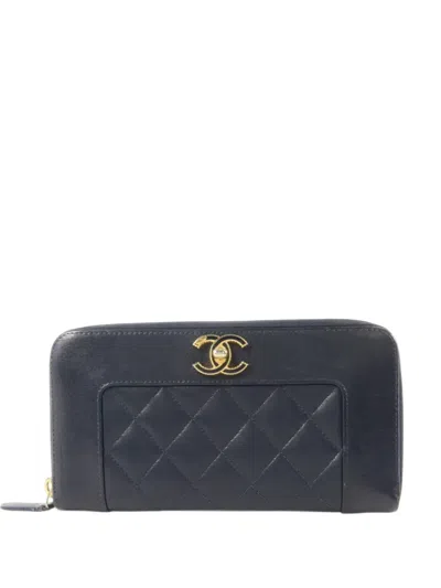 Pre-owned Chanel Cc Quilted Wallet In Blue