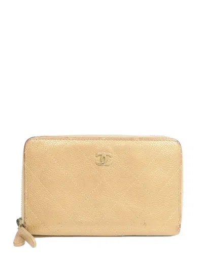 Pre-owned Chanel Cc Quilted Wallet In Neutral