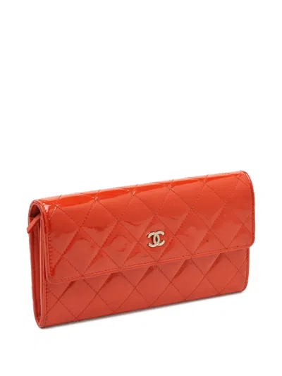 Pre-owned Chanel Cc Quilted Wallet In Red