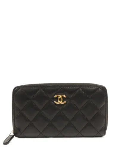 Pre-owned Chanel Cc Quilted Zipper Wallet In Black