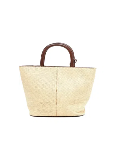 Pre-owned Chanel Cc Raffia Tote Bag In Sand