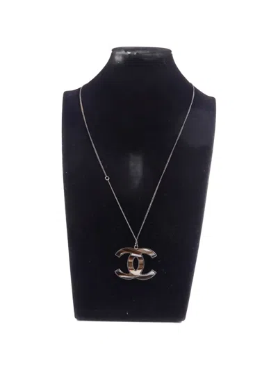 Pre-owned Chanel Cc Resin Necklace In Gray