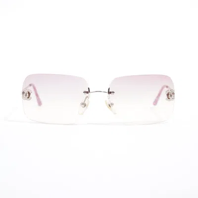 Pre-owned Chanel Cc Rhinestone Sunglasses Gradient / Silver Base Metal In Pink